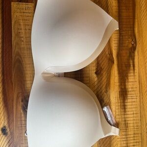 Seamless Cream Bra